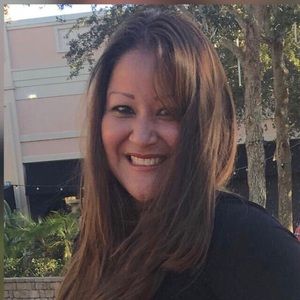 Meet your Posher, Ana